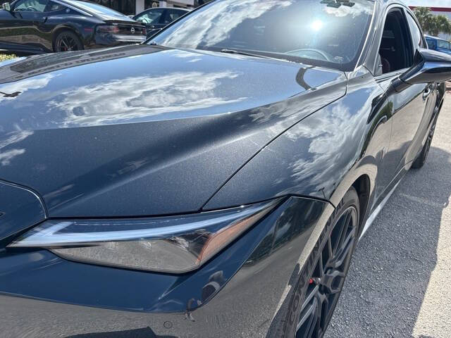 2023 Lexus IS 350 23