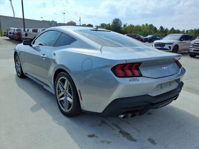 2025 Ford Mustang EcoBoost