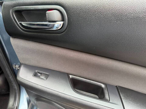 2013 Mazda MAZDA6 i Touring Plus