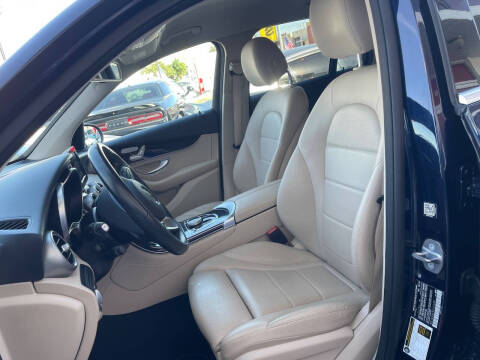 2019 Mercedes-Benz GLC GLC 300