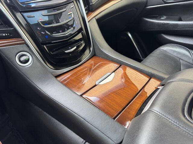 2020 Cadillac Escalade ESV Luxury