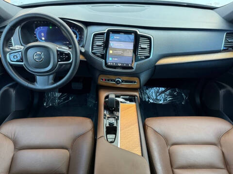 2023 Volvo XC90 B5 Plus Bright Theme