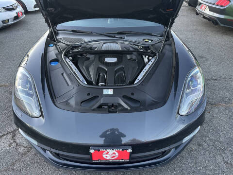 2019 Porsche Panamera 4