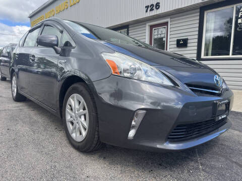 2012 Toyota Prius v Two
