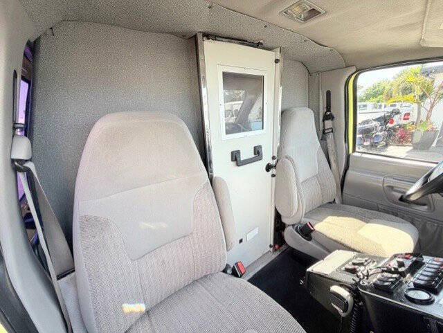 1999 Ford E-Series E-350 SD