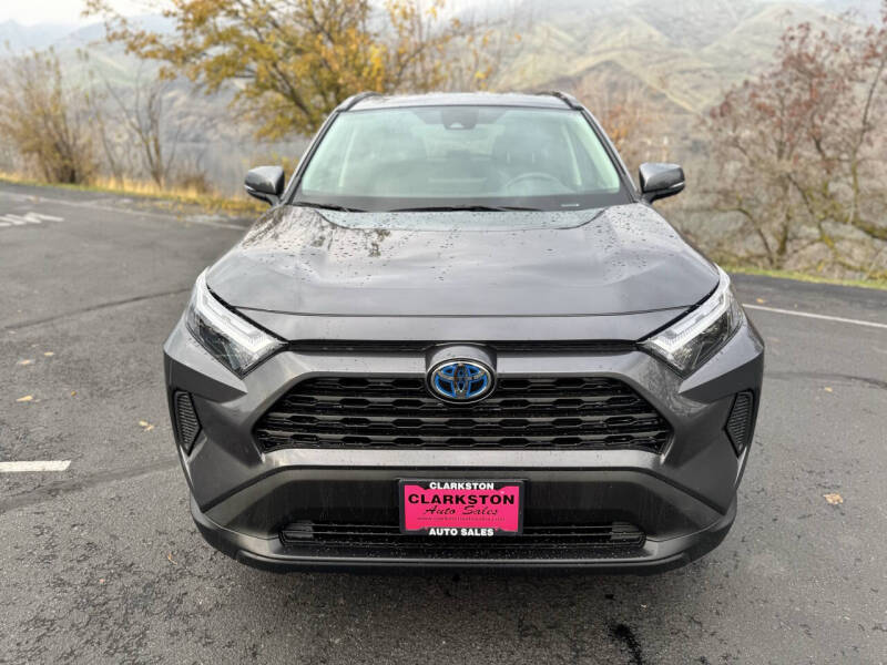 2024 Toyota RAV4 Hybrid LE