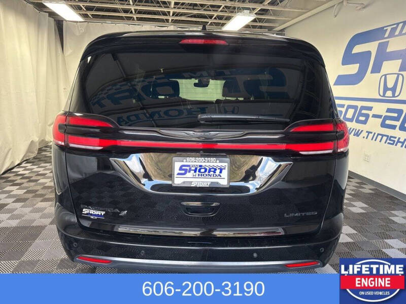 2025 Chrysler Pacifica Limited