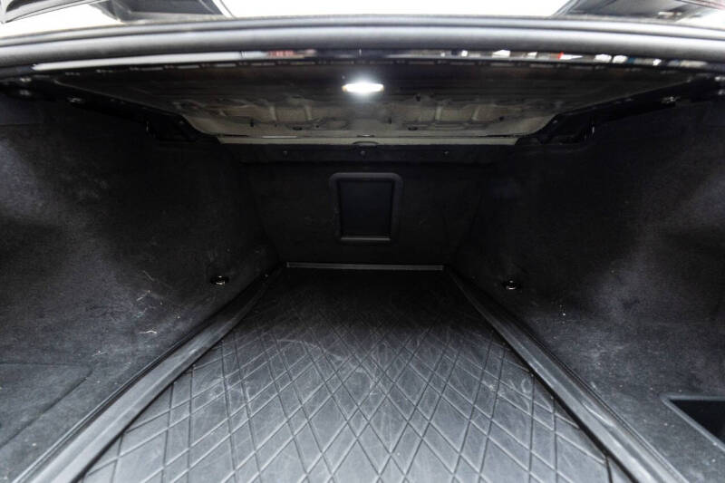 2023 BMW 7 Series 740i