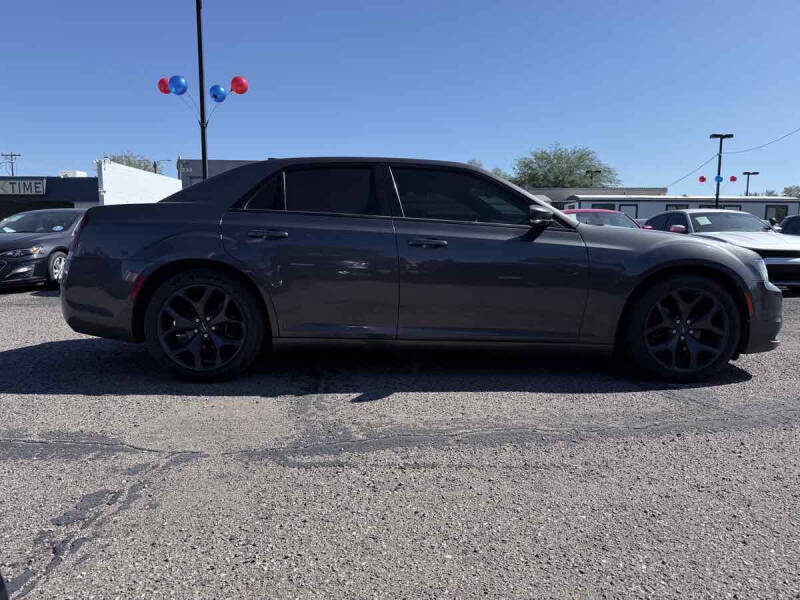 2021 Chrysler 300 S V6