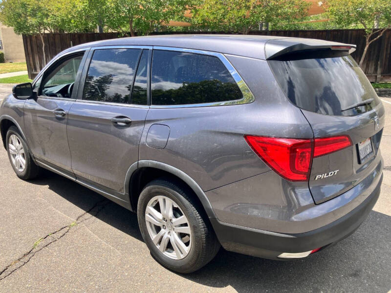 2017 Honda Pilot LX