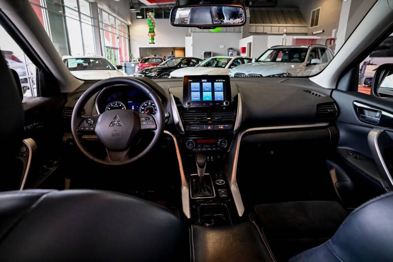 2022 Mitsubishi Eclipse Cross SE
