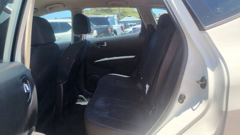 2015 Nissan Rogue Select S