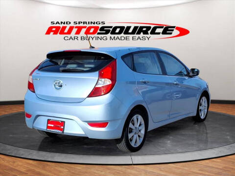 2012 Hyundai Accent SE