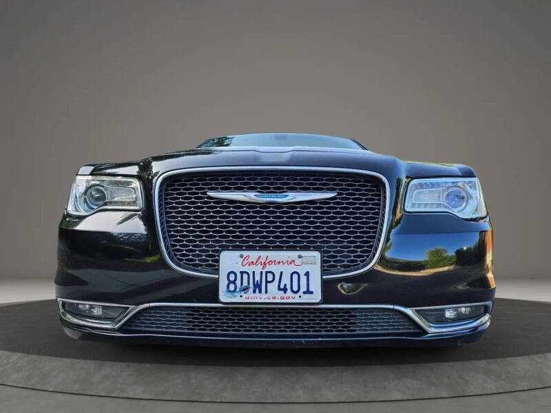 2018 Chrysler 300 Limited