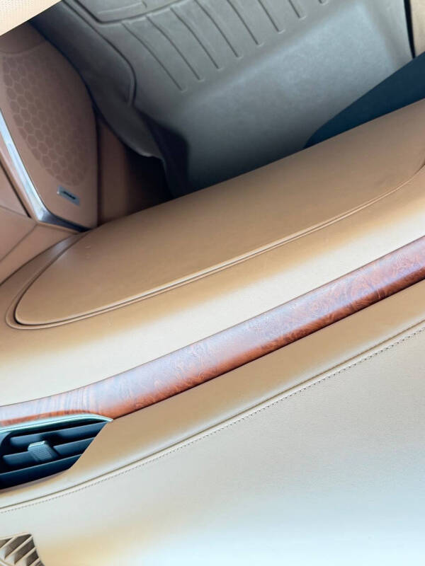 2016 Cadillac Escalade Platinum