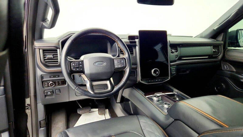 2023 Ford Expedition Platinum