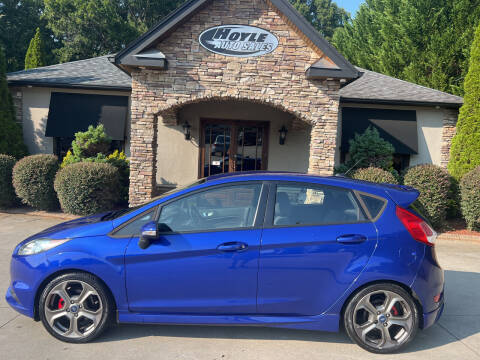 2014 Ford Fiesta for sale at Hoyle Auto Sales in Taylorsville NC