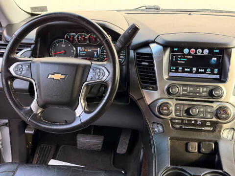 2017 Chevrolet Suburban LT