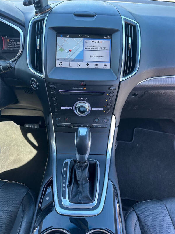 2017 Ford Edge Titanium