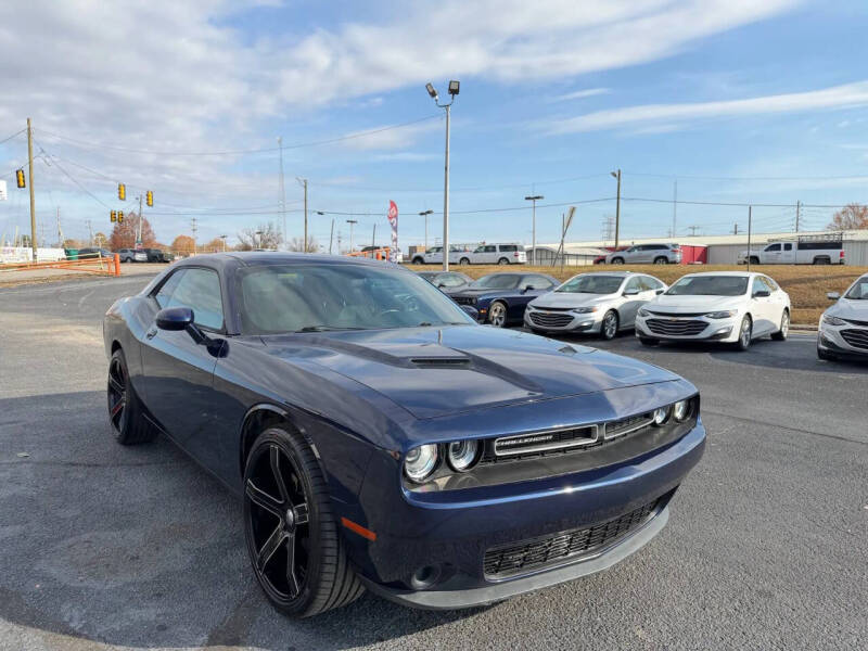 2015 Dodge Challenger SXT