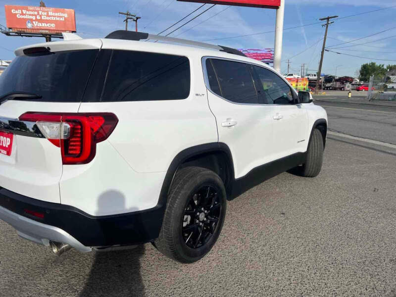 2021 GMC Acadia SLT