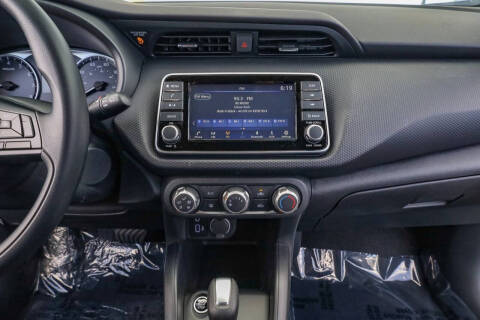 2025 Nissan Kicks Play S