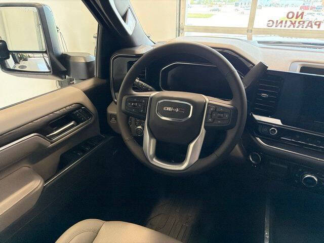 2026 GMC Sierra 3500HD SLT - Photo 37
