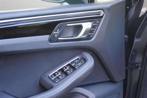 2021 Porsche Macan S