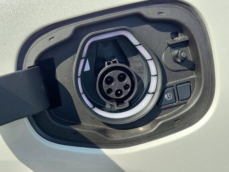 2025 Ford Escape Plug-In Hybrid PHEV