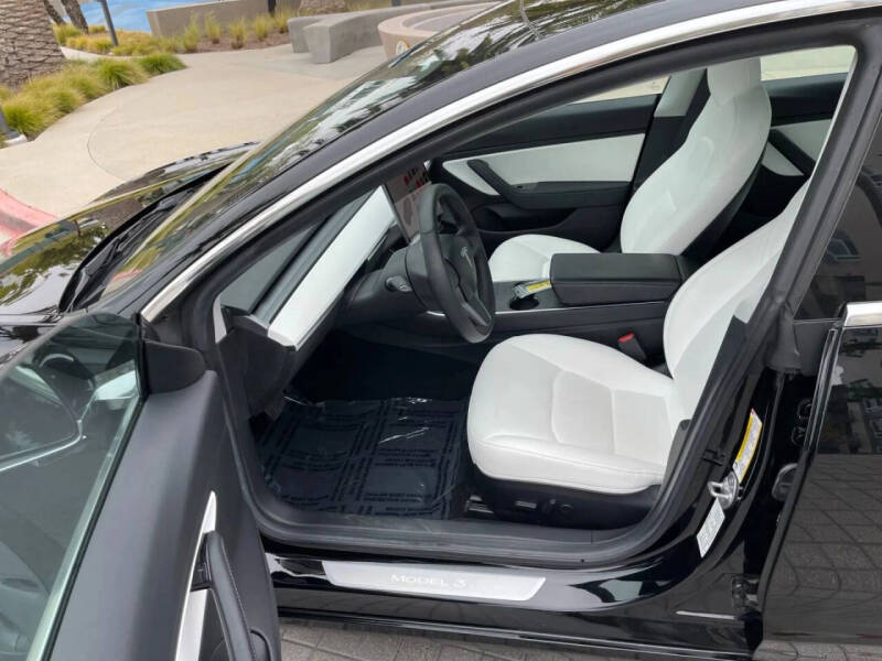 2019 Tesla Model 3 Long Range
