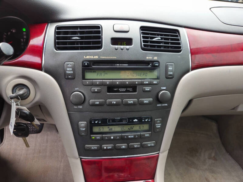 2004 Lexus ES 330