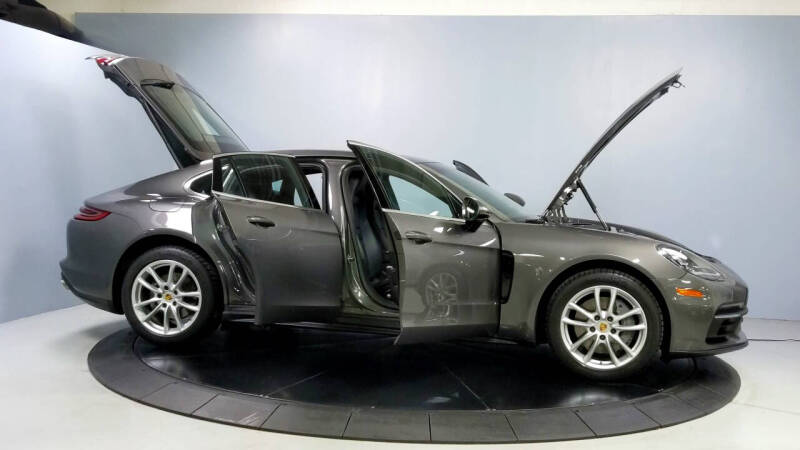 2017 Porsche Panamera 4S