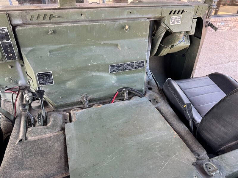 1987 AM General HMMWV