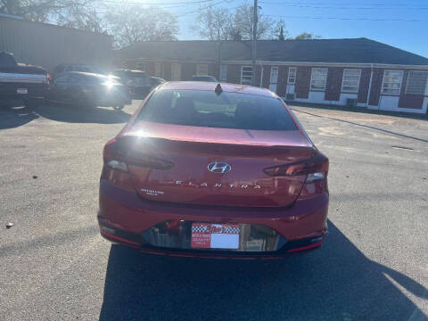2019 Hyundai Elantra SEL