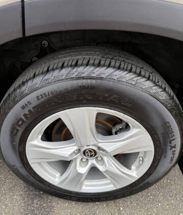 2021 Toyota Highlander LE