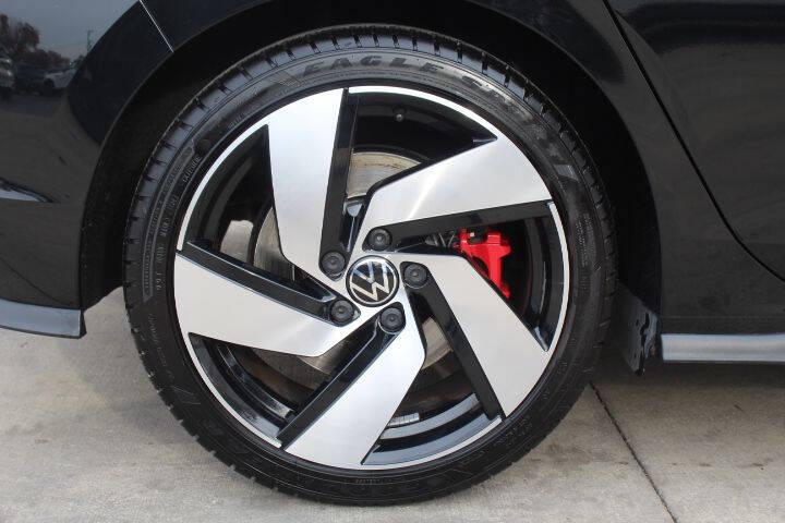 2024 Volkswagen Golf GTI S