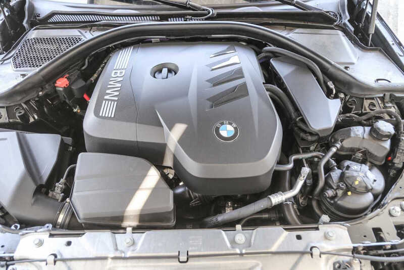 2025 BMW 3 Series 330i xDrive