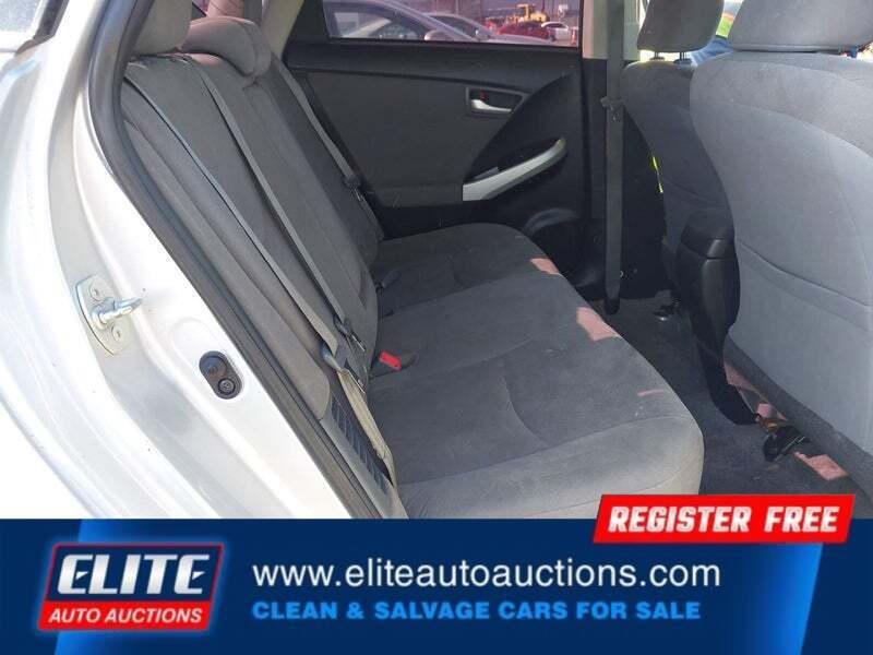 2015 Toyota Prius Three