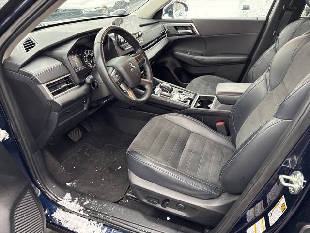 2024 Mitsubishi Outlander