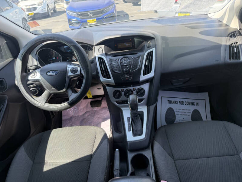 2012 Ford Focus SE