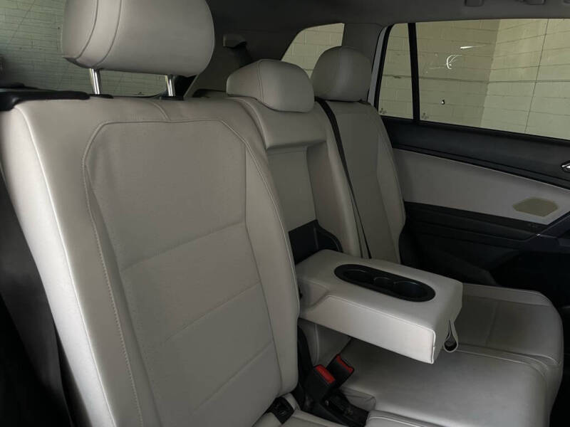 2018 Volkswagen Tiguan 2.0T SE