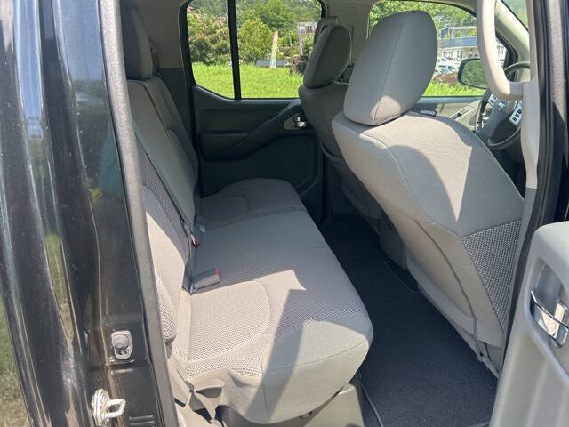 2020 Nissan Frontier SV