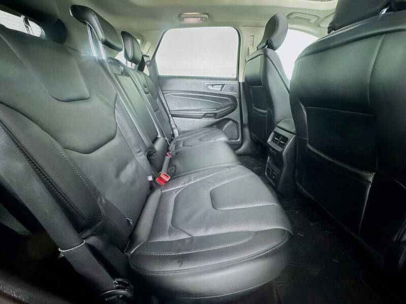 2016 Ford Edge Titanium