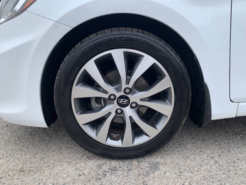 2017 Hyundai Accent Value Edition
