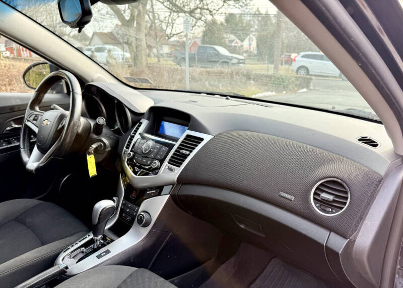 2011 Chevrolet Cruze LT