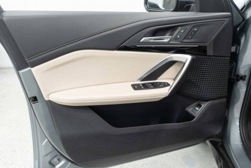 2025 BMW X2 xDrive28i