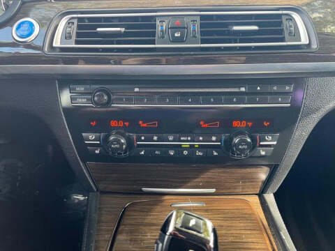 2010 BMW 7 Series 750Li