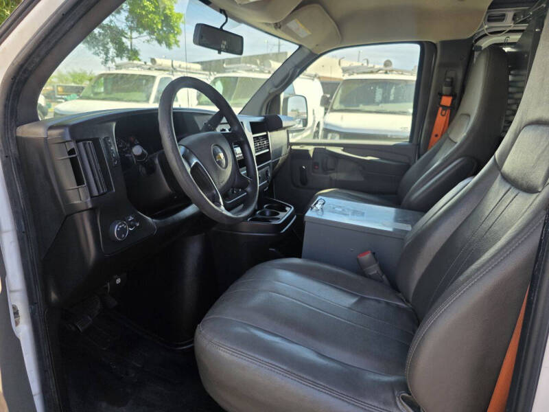 2013 Chevrolet Express Cargo Work Van - Photo 15