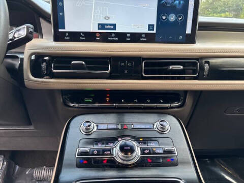 2022 Lincoln Nautilus Standard