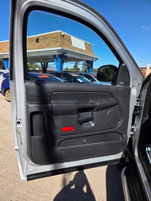 2005 Dodge Ram 1500 SLT